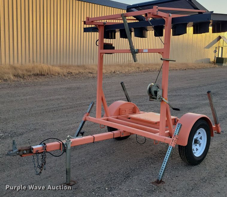2010 Wanco WTSP arrow board trailer - JH9929