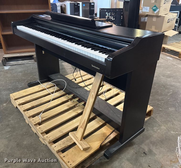 Technics SX-PX55 digital piano - NO9567