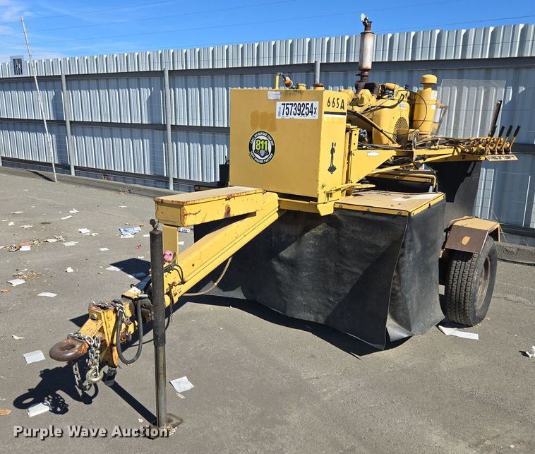 1990 Vermeer 665A stump grinder - YA0100