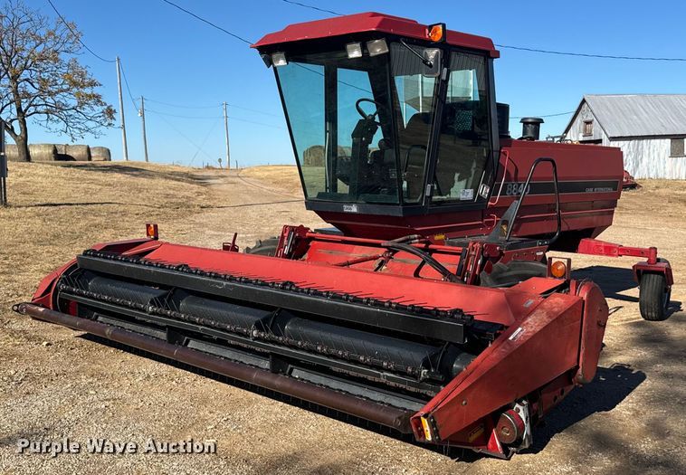 1989 Case IH 8840 swather / windrower - DV2846
