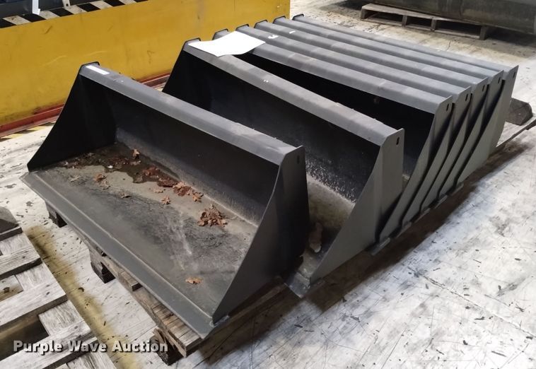 (7) Alo AB C2  loader buckets - EG9938