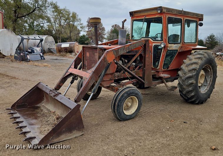 Allis-Chalmers  185 tractor - EI8514