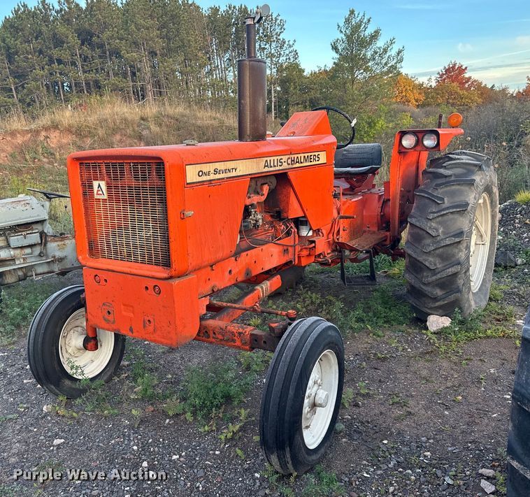 Allis-Chalmers  170 tractor - EN2504
