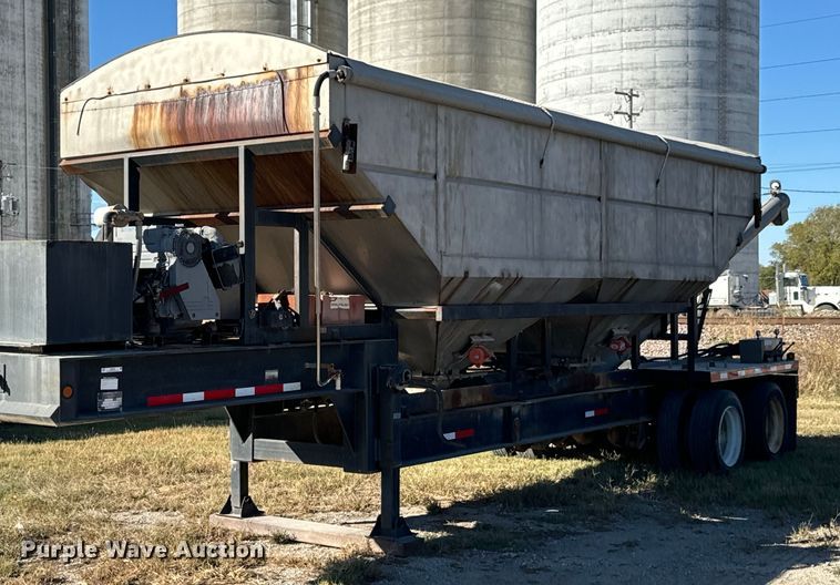 2003 KBH Corporation fertilizer tender trailer - JE9354