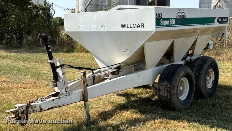 Willmar Super 600 spreader - JE9372