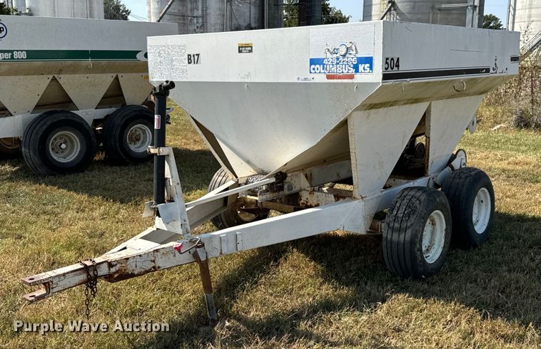 Willmar 500 spreader - JE9375