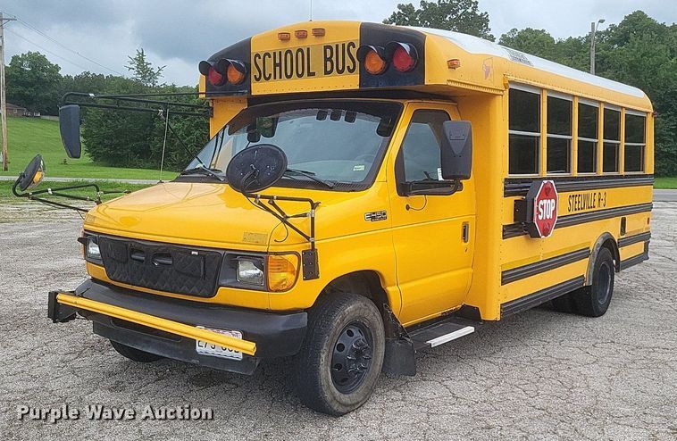 2003 Thomas E450 Super Duty  school bus - DR4887