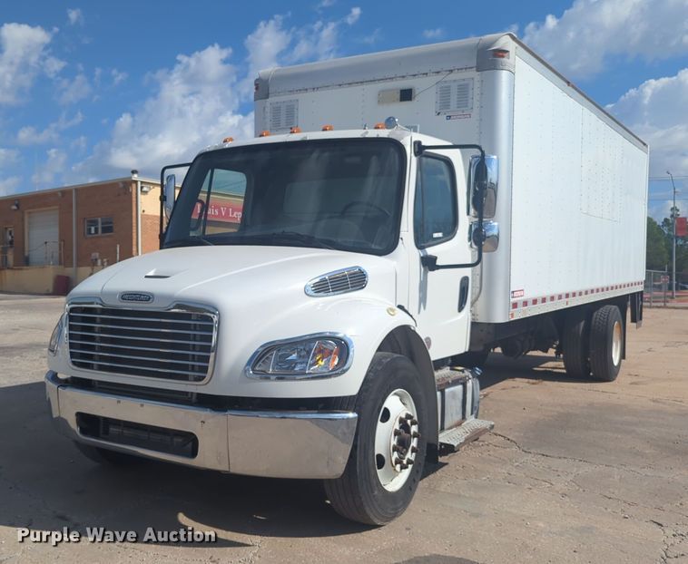 2016 Freightliner Business Class M2 box truck - EQ2389