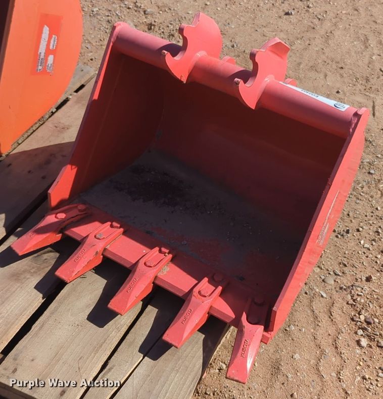 Kubota BT1794 bucket - EQ2403