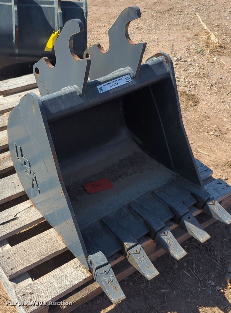 USA Attachments bucket - EQ2404