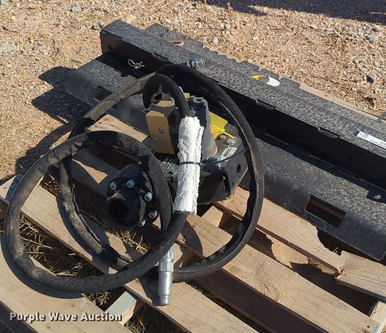 Danuser T3 skid steer post driver - EQ2407