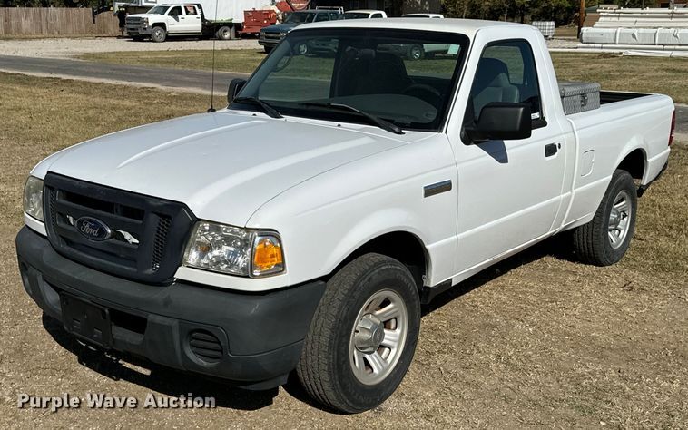 2009 Ford Ranger pickup truck - JE9324