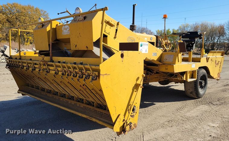 Etnyre chip spreader - DN3610