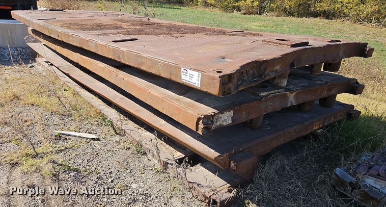 (2) shoring boxes  - DT7529