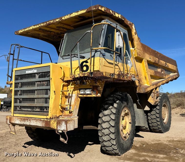 2000 Komatsu HD325-6 haul truck - DW2321