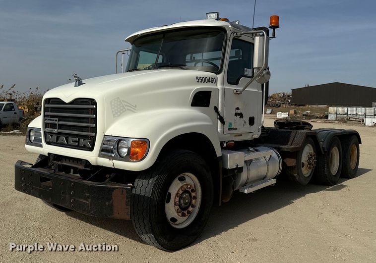 2004 Mack CV713 semi truck - DW2349