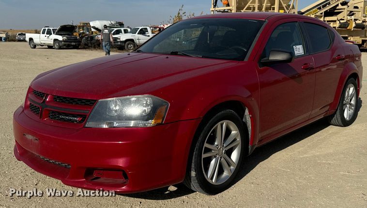 2013 Dodge Avenger  - DW2357