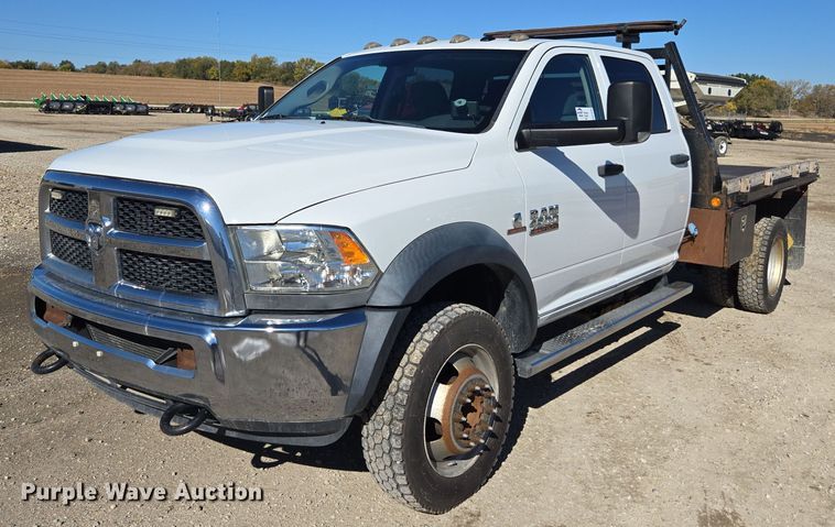 2014 Dodge Ram 4500HD Crew Cab flatbed truck - EE7848