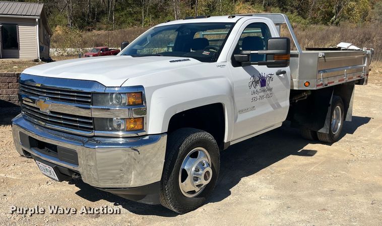 2016 Chevrolet  Silverado 3500HD dump flatbed pickup truck - EH2905