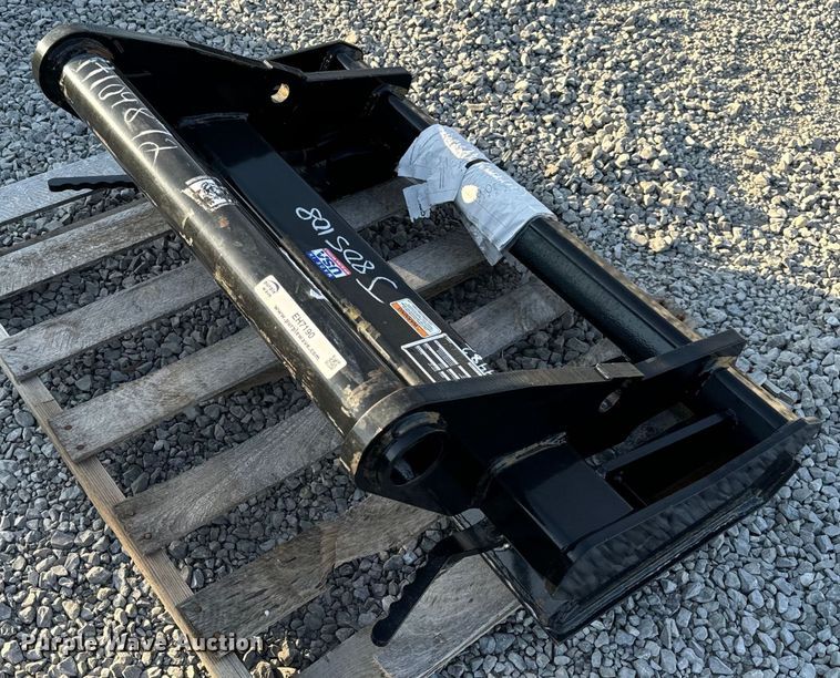2023 Manitou J805108 telehandler to skid steer adapter - EH7190