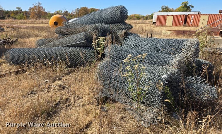 Chain link fence - EI4058