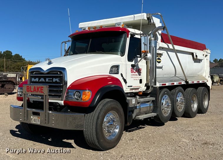 2007 Mack Granite CV713 dump truck - EJ4992