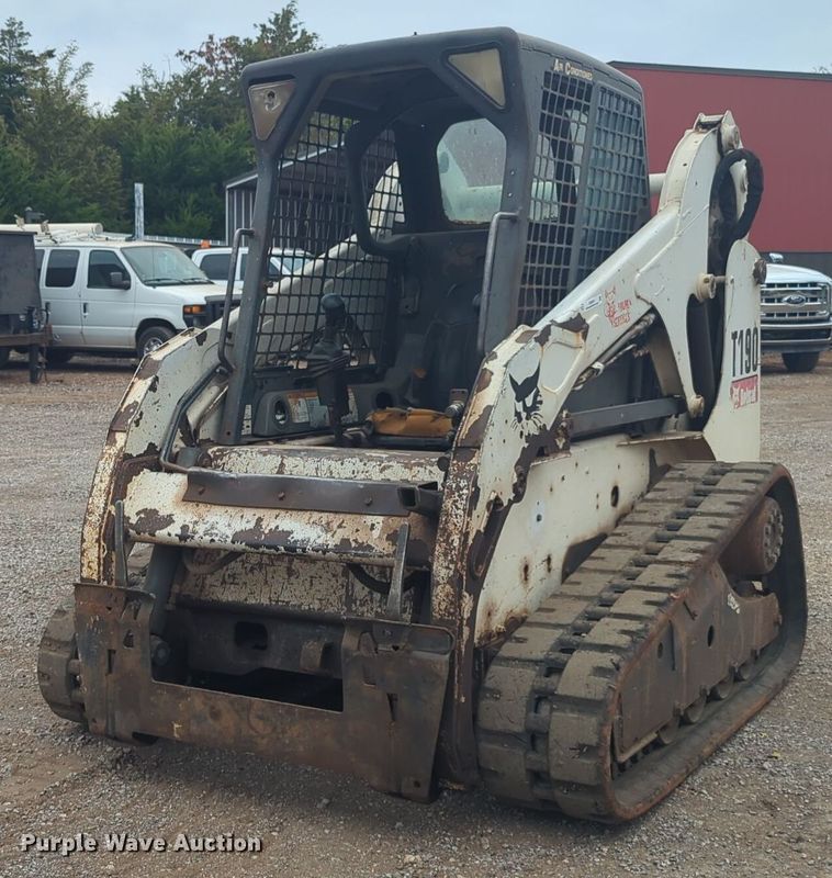 2002 Bobcat T190 tracked skid steer loader - EQ2441