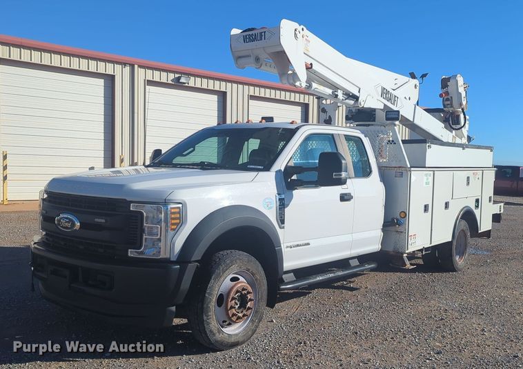 2019 Ford F550 Super Duty XL bucket truck - EQ2442