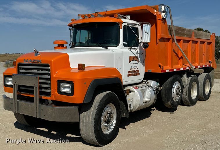 2000 Mack RD688S dump truck - JE9343