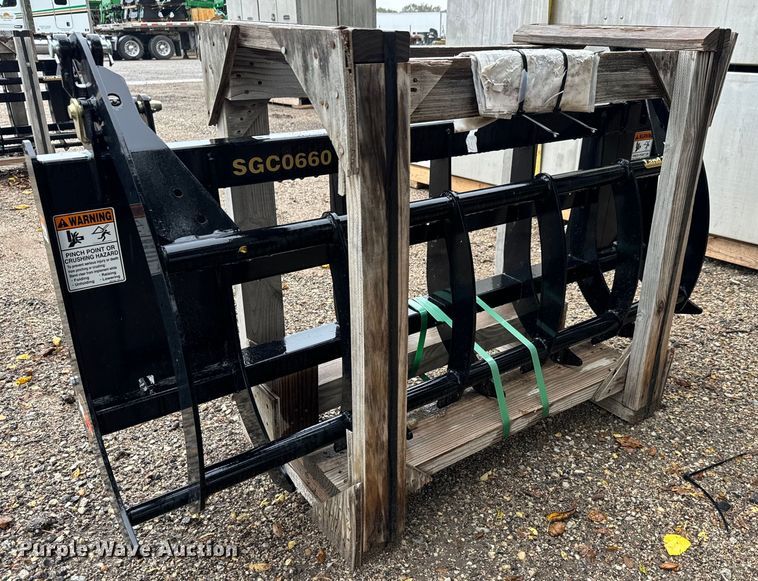 Land Pride SGC0660 skid steer grapple bucket - MS9928