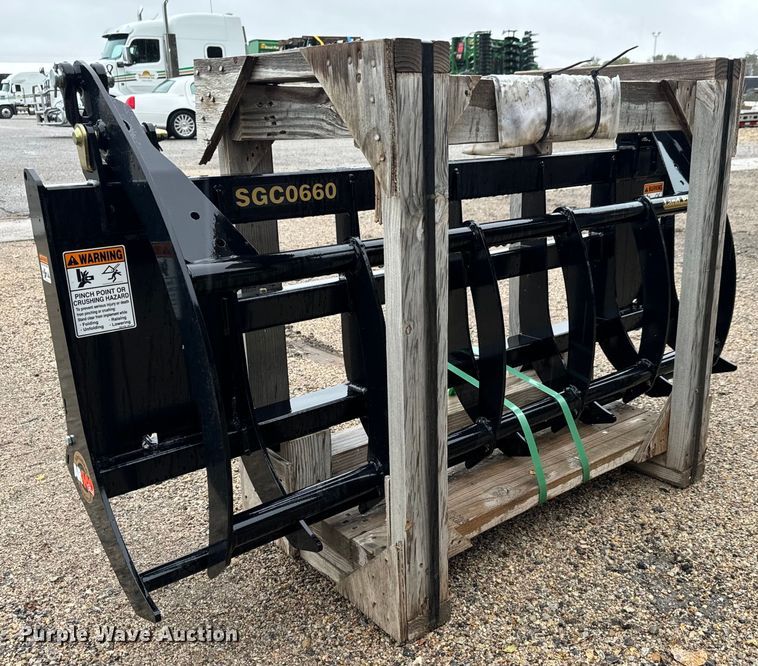 Land Pride SGC0660 skid steer grapple bucket - MS9930