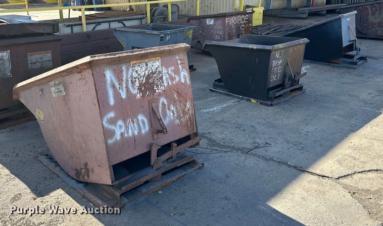 (7) dump hoppers - NQ9044