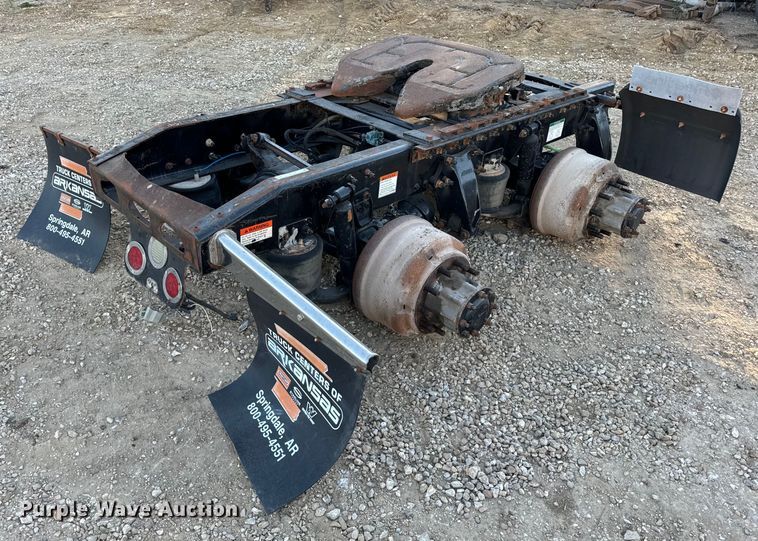 2005 Freightliner  Columbia rear axel assembly  - EH7100