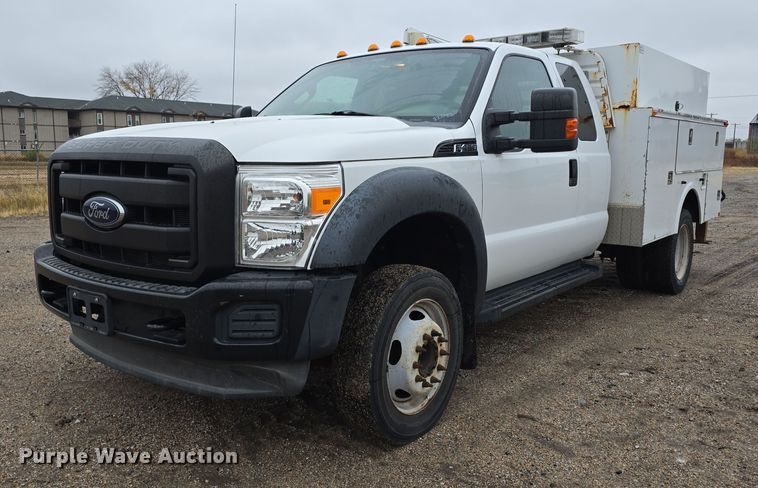 2012 Ford F450 Super Duty XL SuperCab utility / service truck - DW3937