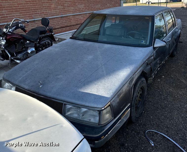 1989 Buick  Electra Park Avenue   - DX3642