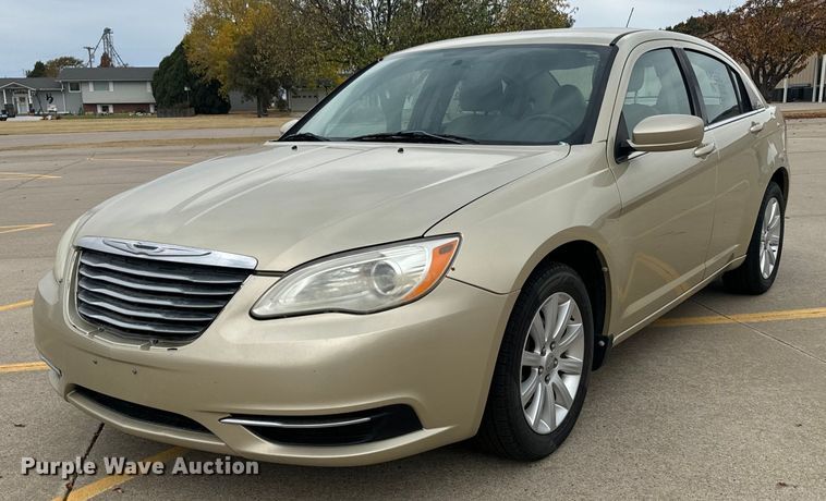 2011 Chrysler 200  - DX3725