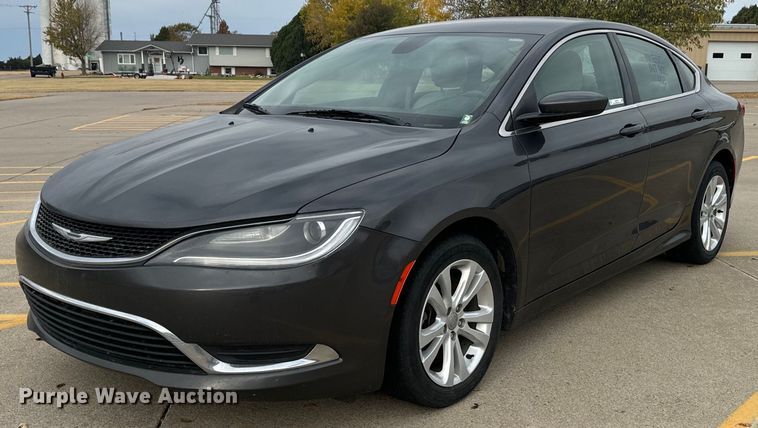 2017 Chrysler  200  - DX3726