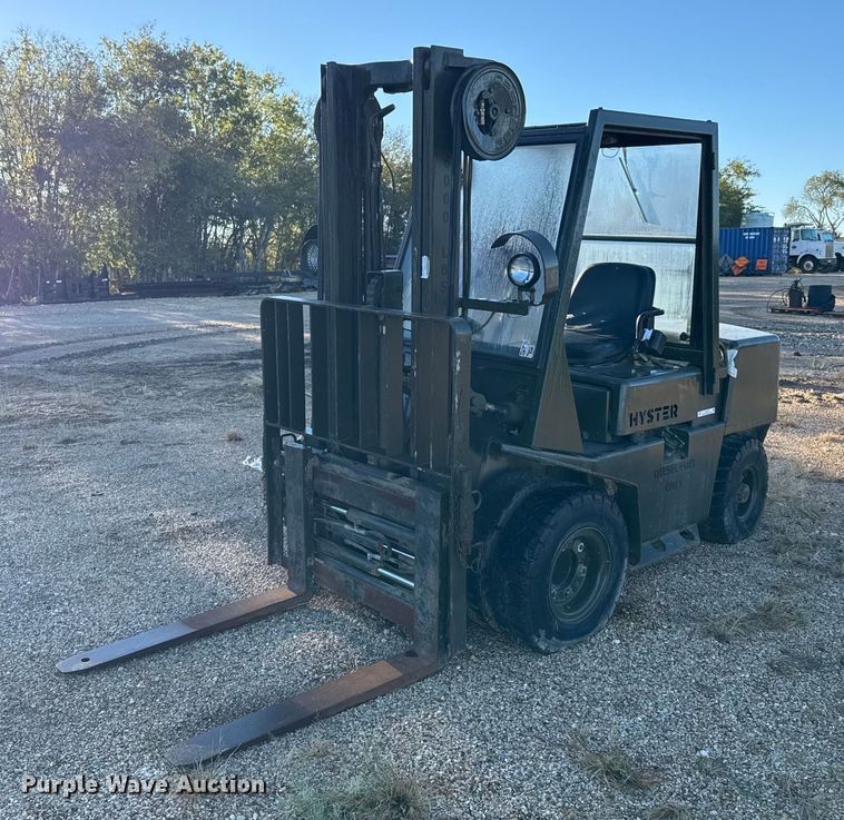 1988 Hyster H60XL forklift - EJ3179