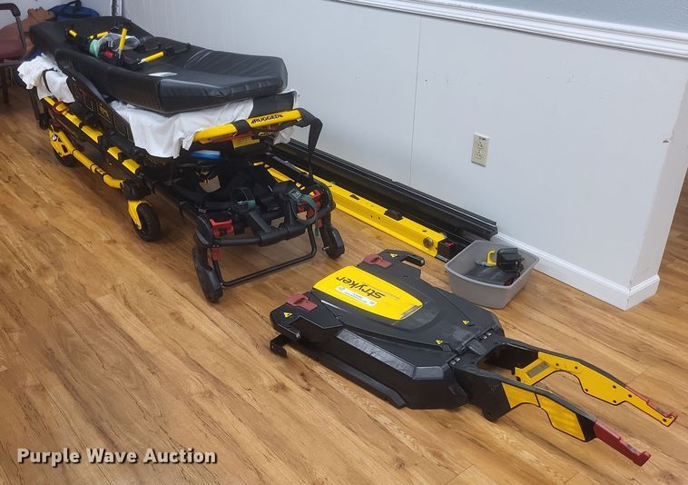 Stryker Power-Pro XT stretcher - EJ8089