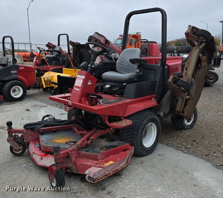 Toro Groundsmaster 4000-D lawn mower - LW9966
