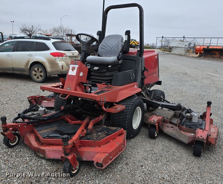 Toro Groundsmaster 4000-D lawn mower - LW9967