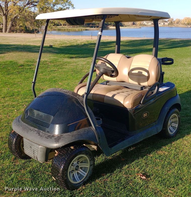 2016 Club Car Precedent I2 HF golf cart - DW0842