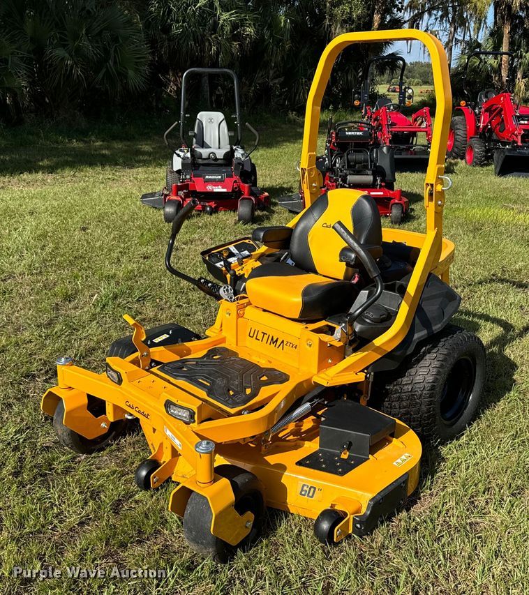 2022 Cub Cadet Ultima ZTX4 ZTR lawn mower - EI4082