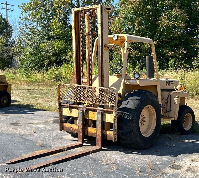 Massey Ferguson  MF 6500 forklift - EK3375