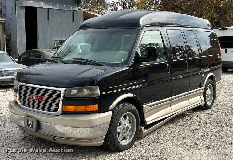 2003 GMC Savana G1500  handicap accessible van - EK3630