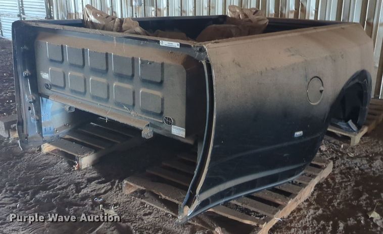 2022 Dodge Ram 2500 pickup truck bed - EQ2493