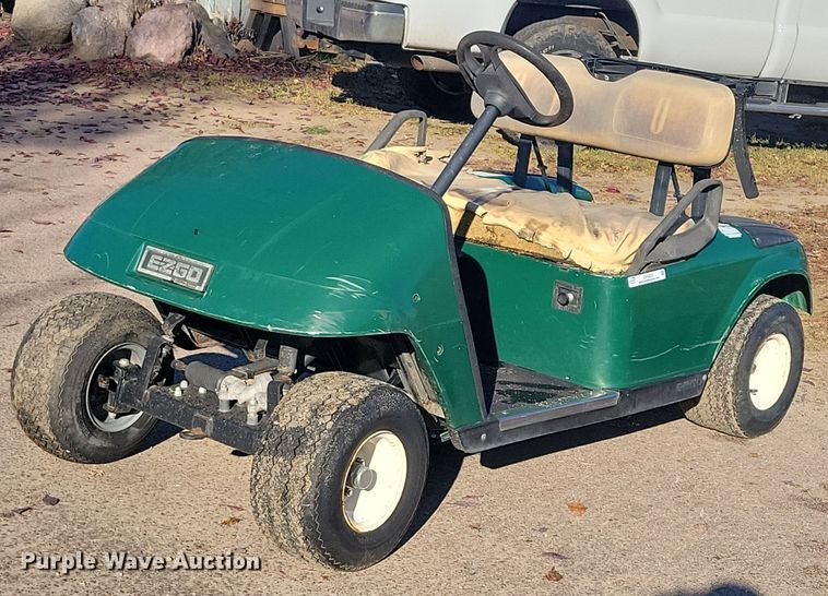 EZGO golf cart - OH9353