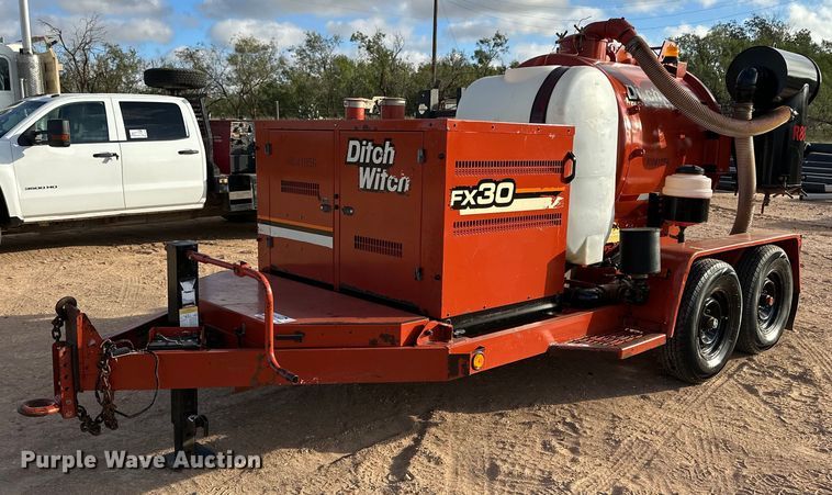2011 Ditch Witch FX30 vacuum excavator - DD3436
