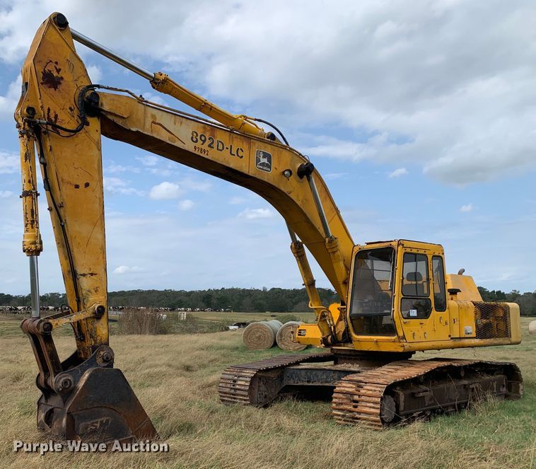 1992 John Deere  892D-LC excavator - DM1846