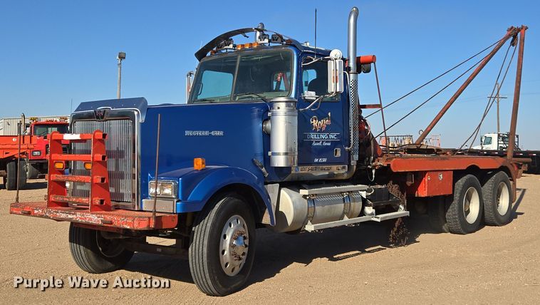 1999 Western Star 4964EX winch truck - DO1756
